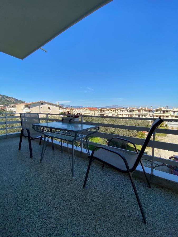 Mpanos Sea Apartment 2 Лутра-Ореас-Еленіс Екстер'єр фото